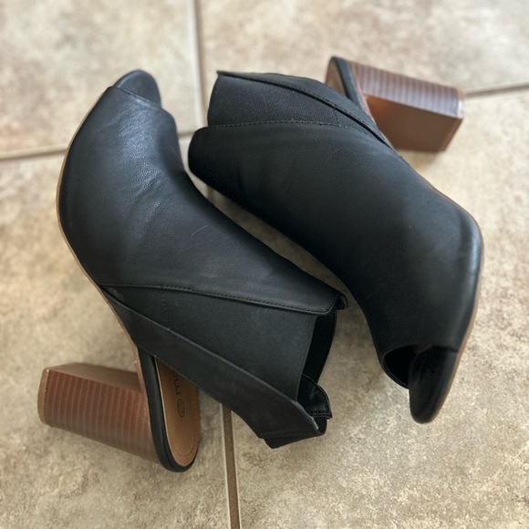 Maurice's open toe slip on booties - Picture 5 of 9